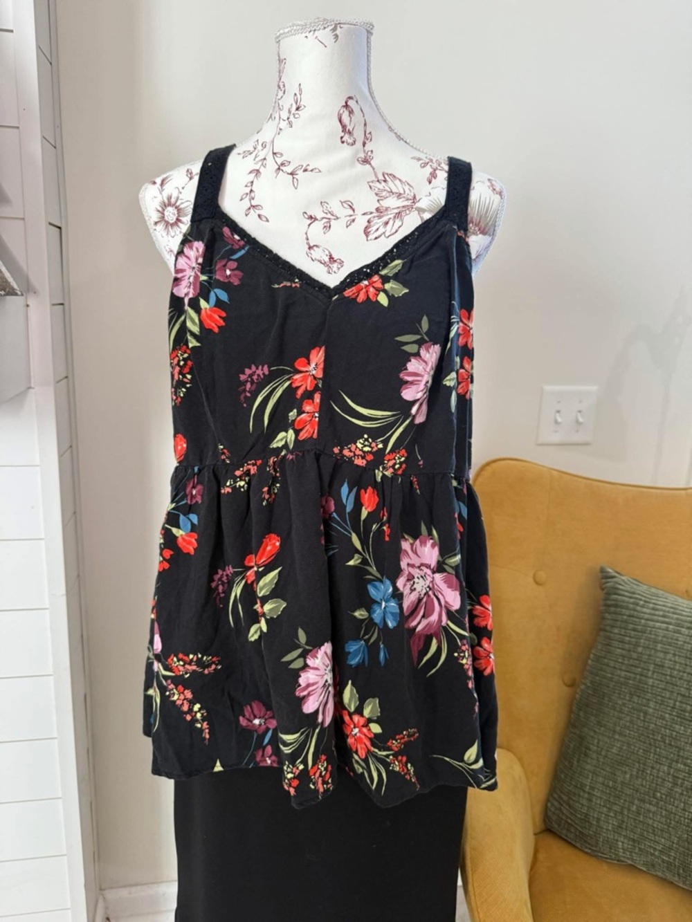 torrid Black Floral Lace-Trim Tank Top